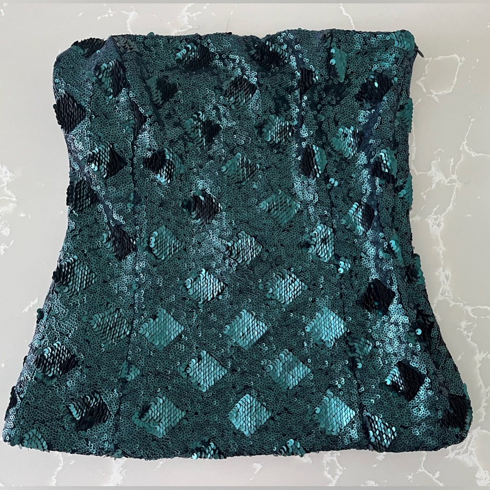 Zara Emerald Green Sequinned Tube Top with Diamond Pattern - Picture 3 of 11